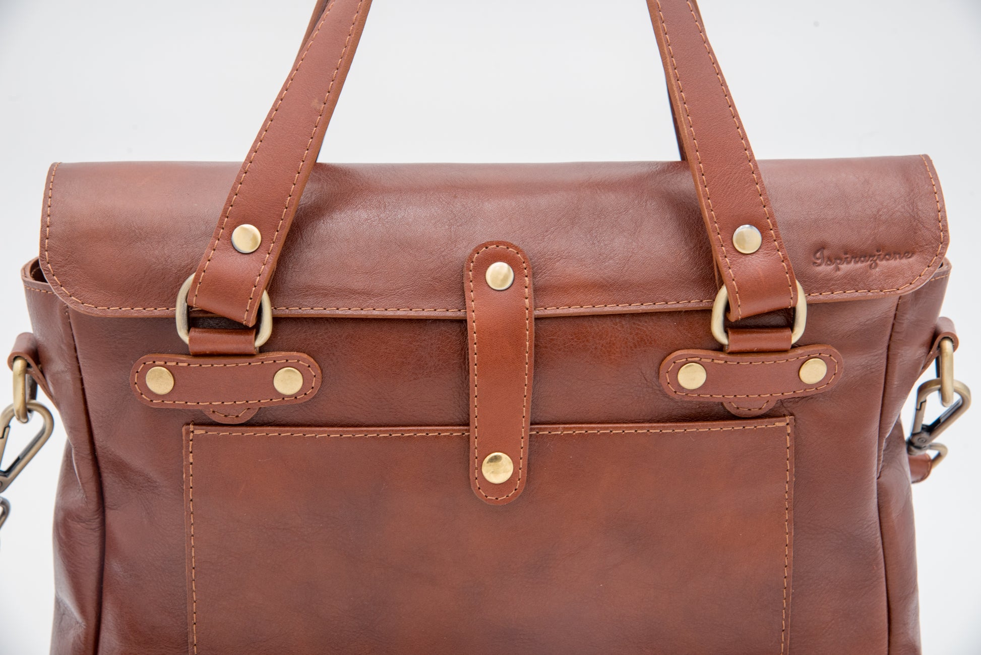 Borsa artigianale in pelle marrone con manici e tracolla regolabile – Ispirazione pelletteria
